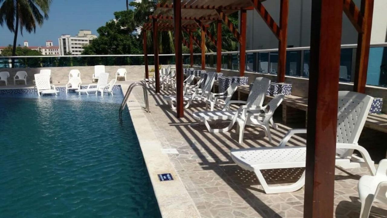 Shark 1514 Nuevo Conquistador Cartagena Bagian luar foto